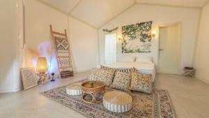 Daebudo On the Beach Pool Villa