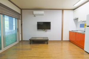 Goesan Byeolbit Pension