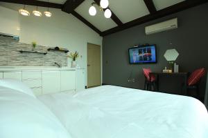 Anmyeondo You and I Pension