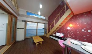 Byeonsanbando Jayjay Resort