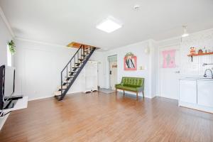 Geoje olive couple pension