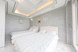 Samcheok white romantic pension