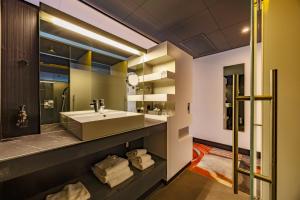 Comfort Triple Room room in Fletcher Hotel-Restaurant Teugel Uden-Veghel