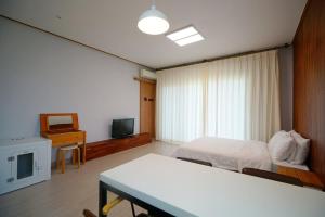 Buan Ravich pet Friendly Pension