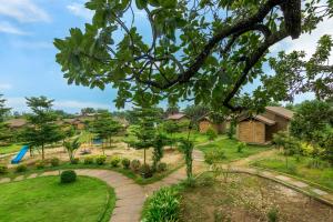 Sterling Orient Woods Pench