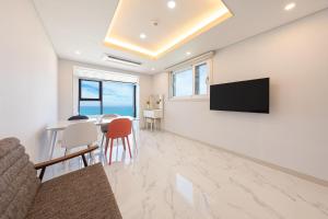 Gangneung Dolgorae Spa Pension