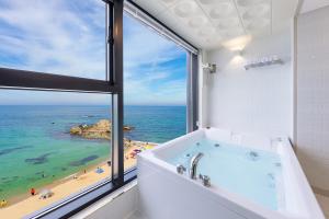 gangneung dolgorae spa pension