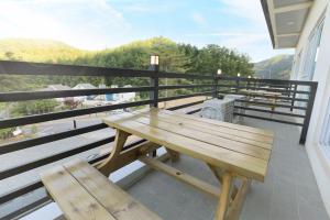 Gapyeong Ttongkkodeuruisuda Pension