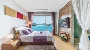 Geoje For bridge pension