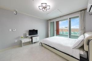 Samcheok Jangho Good Morning Pension