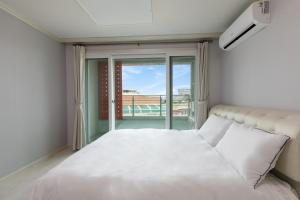 Samcheok Jangho Good Morning Pension