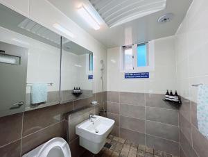 Cheongdo dolgorae poolhouse pension