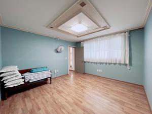 Cheongdo dolgorae poolhouse pension