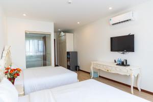 Grand Hill Hotel & Apartment