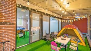 Taean La Luna Spa Pension