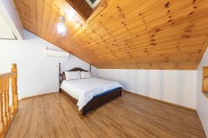 Hongcheon Vivaldi Castle