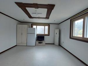 Gapyeong Jandigujang Pension