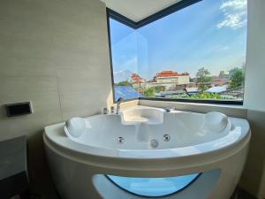 Sunset Rooftop Villa