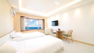 Gangneung Yeolmu Mansion