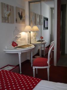 Hotels Logis Hotel Le Glacier : photos des chambres