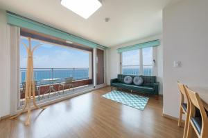 Donghae Hill House Pension