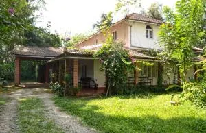 The Thota Mane - Private Villa in Coffee Estate - Kenchamman Hoskota