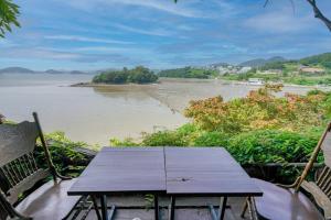 Badawiae Tongnamu Pension