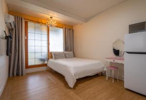 Family Couple Pension Harupia