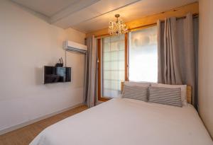 Family Couple Pension Harupia