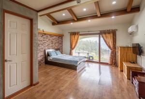 Taean Santorini Pension