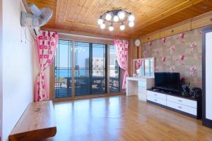 Geoje Sky Terrace Pension