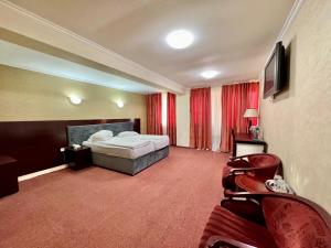 King Studio room in Hotel Helin Aeroport - Craiova