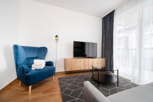 Manufaktura Deluxe Apartment by BookingHost