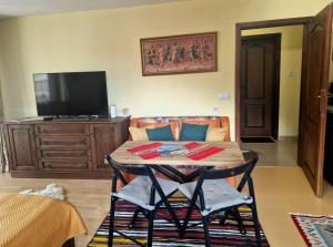 Mountain View Home Maggie