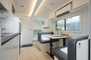 Pohang Uni’s Sea Caravan Homigot Branch