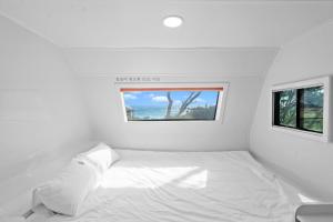 Pohang Uni’s Sea Caravan Homigot Branch