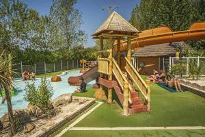 Camping 4 étoiles - Parc aquatique - eeiagh