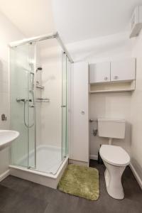 Peak Moments - by myNests