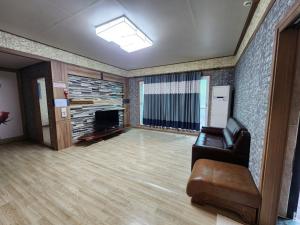 Deokdong Dalguji Pension