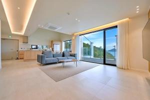 Yeosu Blau Pool Villa