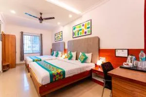 Treebo Regalia Comforts, 15 Mins From Abbey Waterfall - Madikeri