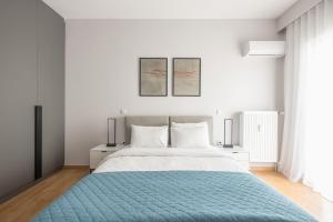 Luxury Athens Living 3BR with Balcony