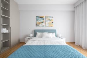 Luxury Athens Living 3BR with Balcony