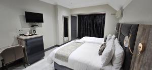 Luxe Morningside Boutique Hotel