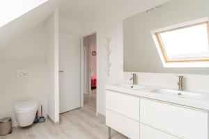 Maisons de vacances Grande maison neuve classee 4 etoiles a 300m de la mer : photos des chambres