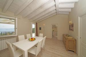 Ca Rossa Orchidea 1 by Garda FeWo