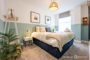 Swithuns House Abode by Grandeur Property