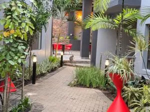 莎娜朗佳山林小屋 - 赫卢赫卢韦