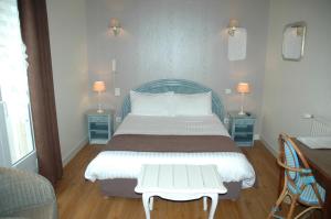 Hotels Hotel L'Ecailler : photos des chambres
