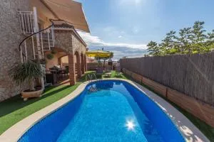 Catalunya Casas Cozy beach town villa for 8 - no car necessary! - كليلة